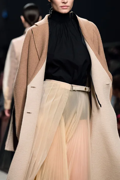Look 40